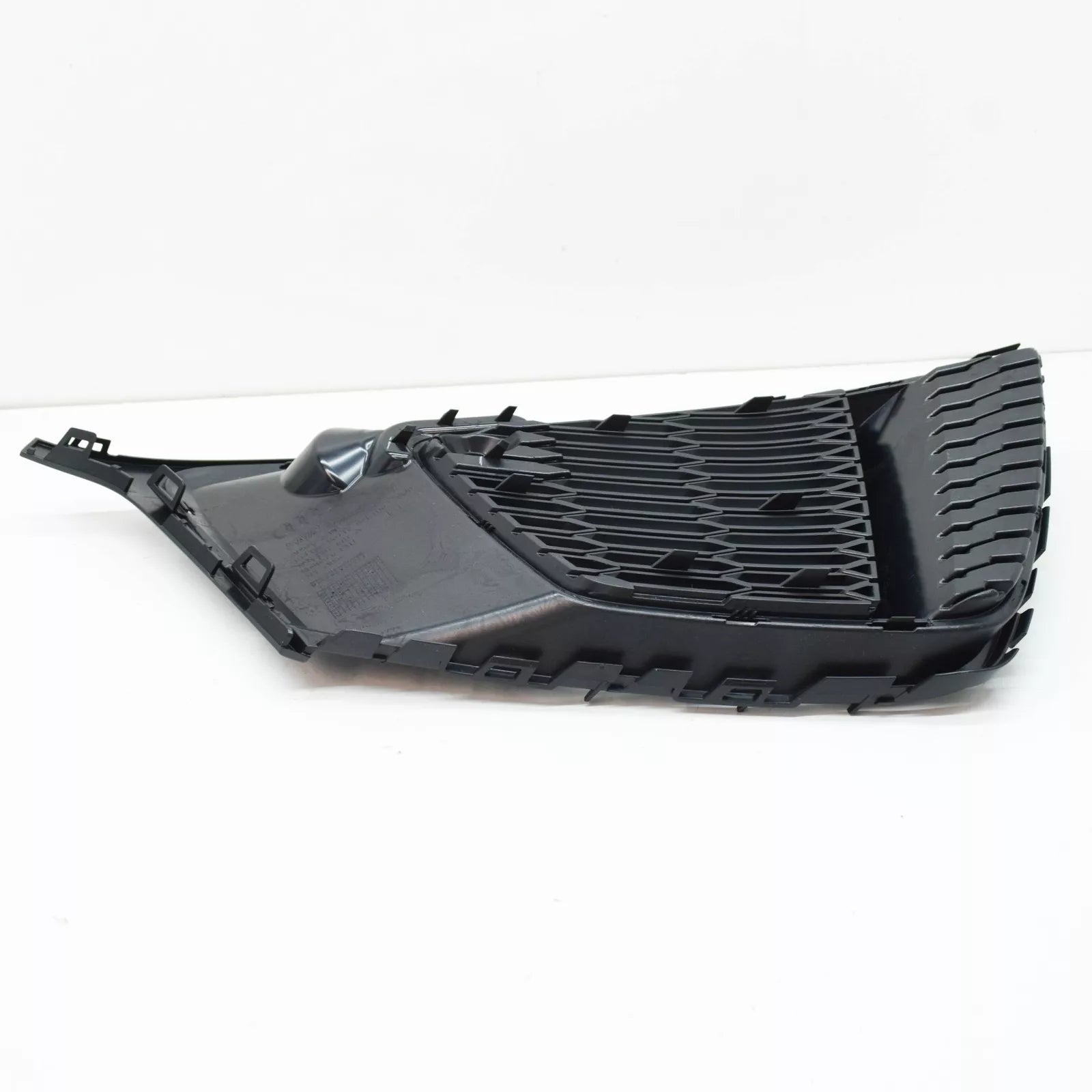 NEW AUDI Q8 FRONT LEFT BUMPER AIR GUIDE GRILLE 4M8807681ARU6 ORIGINAL