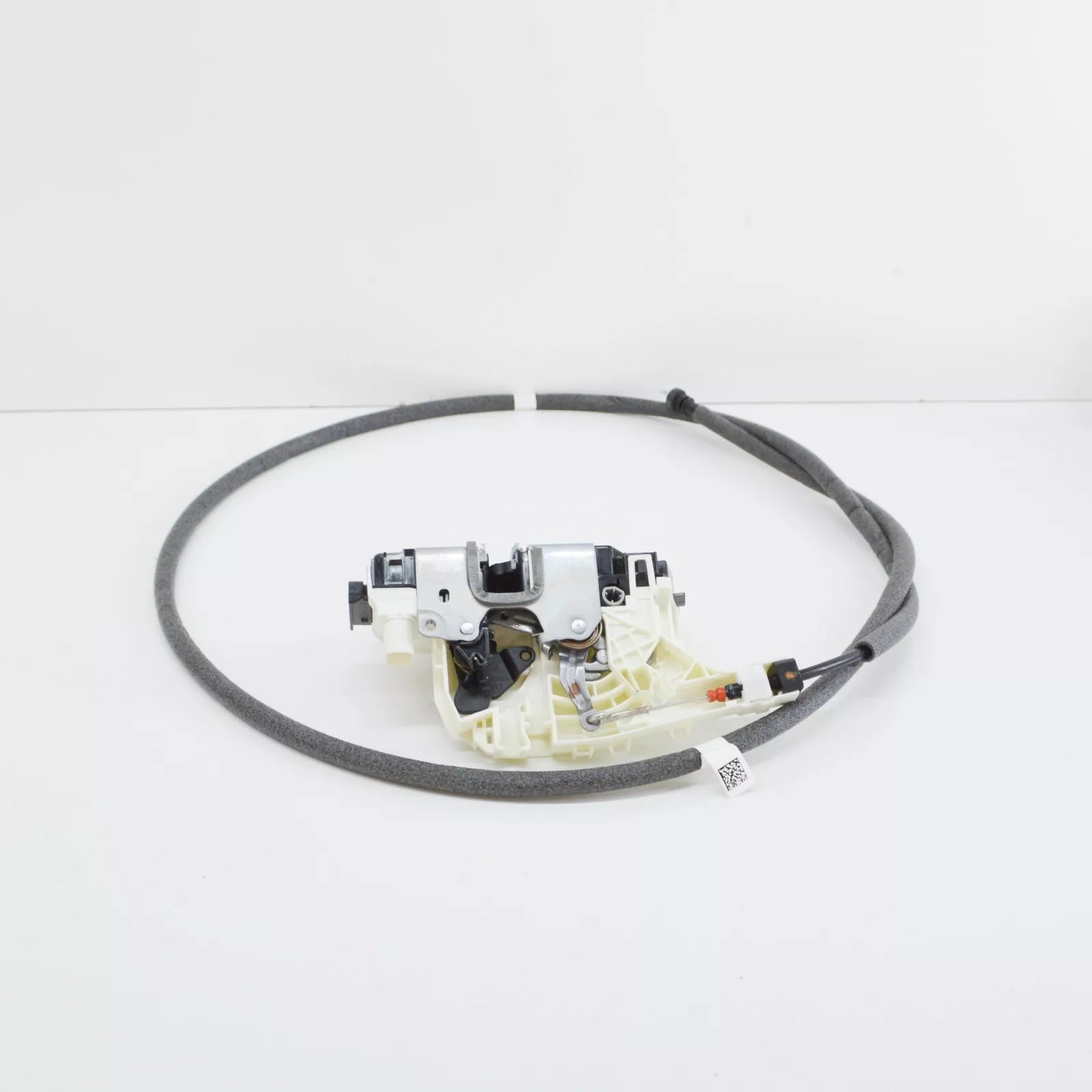 NEW MERCEDES-BENZ SPRINTER W907 REAR RIGHT DOOR LOCK A9107303800 ORIGINAL