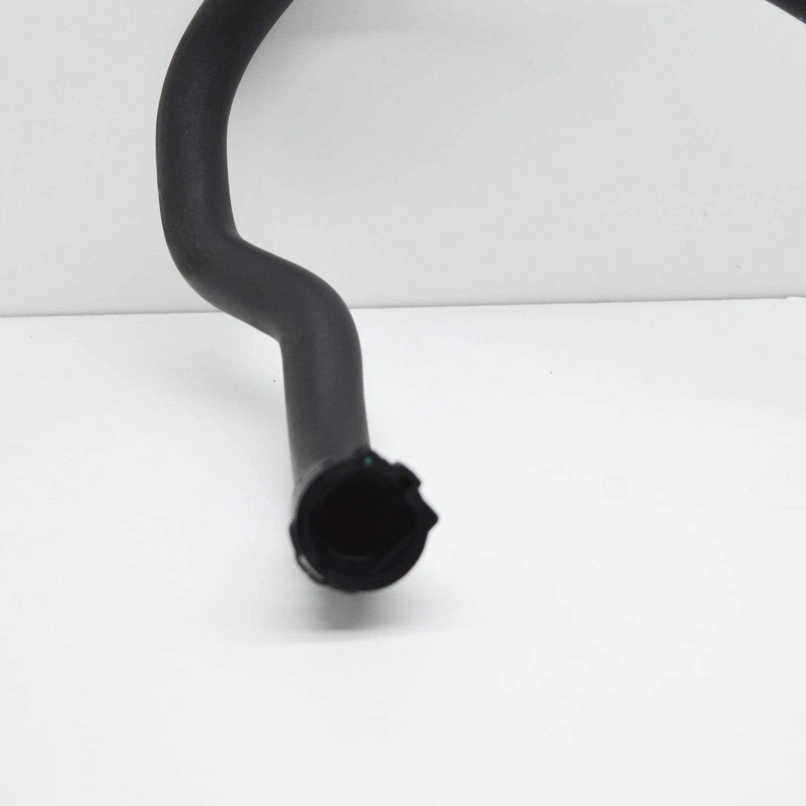 NEW BMW X6G06 ELECTRIC WATER PUMP HOSE 9894780 17129894780 ORIGINAL