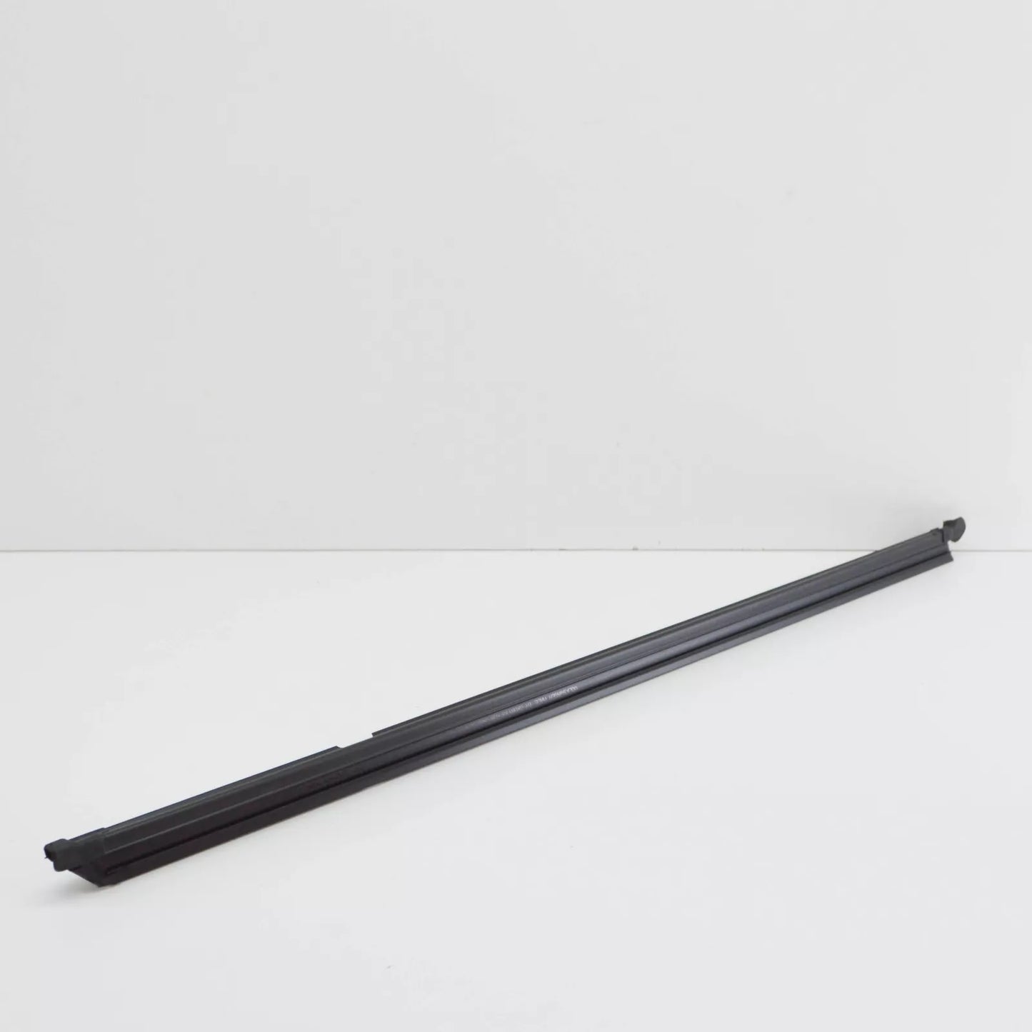 NEW VW GOLF VII 5G MK7 REAR LEFT INNER WINDOW APERTURE SEAL 5G6839479B ORIGINAL