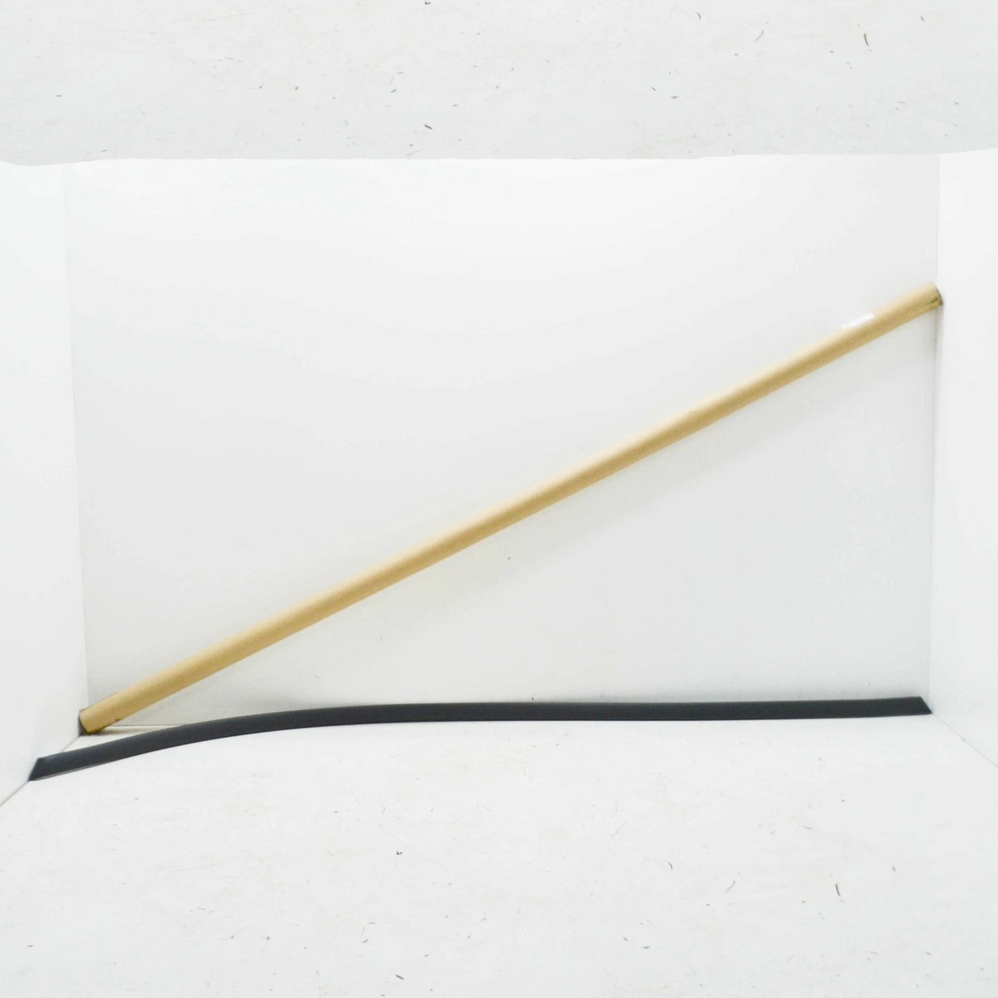 NEW BMW 5 E28 EUROPEAN REAR BUMPER PROTECTIVE MOULDING 51121867615