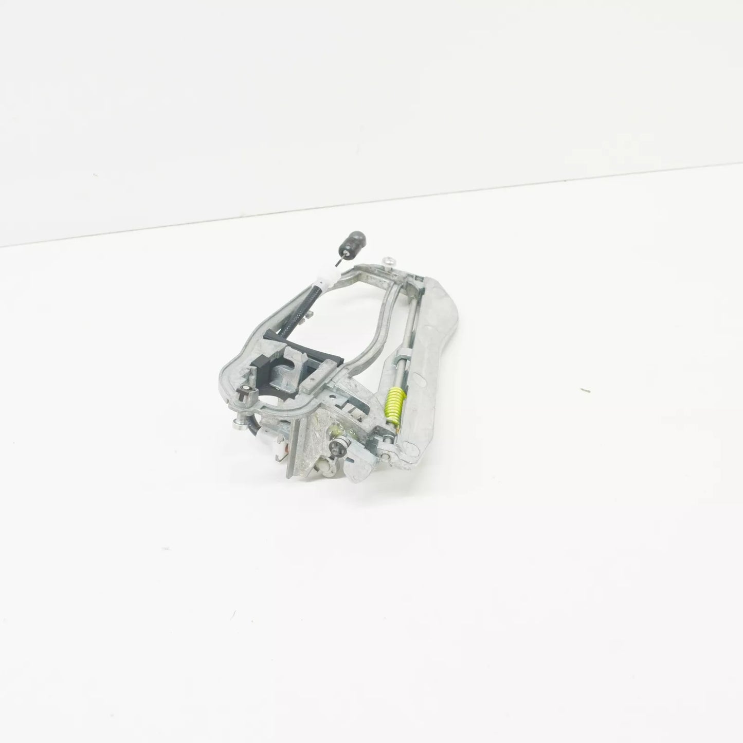 NEW BMW X5 E53 REAR LEFT DOOR HANDLE CARRIER 51228243635 ORIGINAL