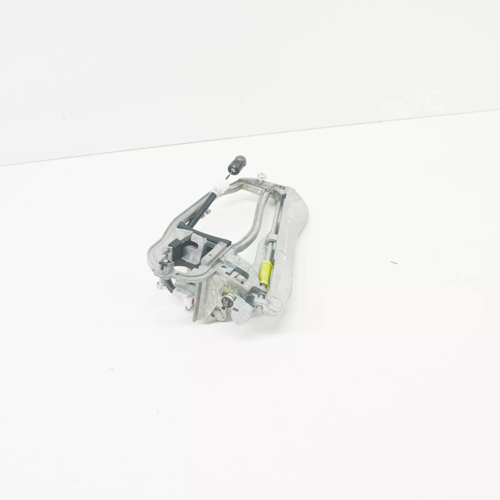 NEW BMW X5 E53 REAR LEFT DOOR HANDLE CARRIER 51228243635 ORIGINAL