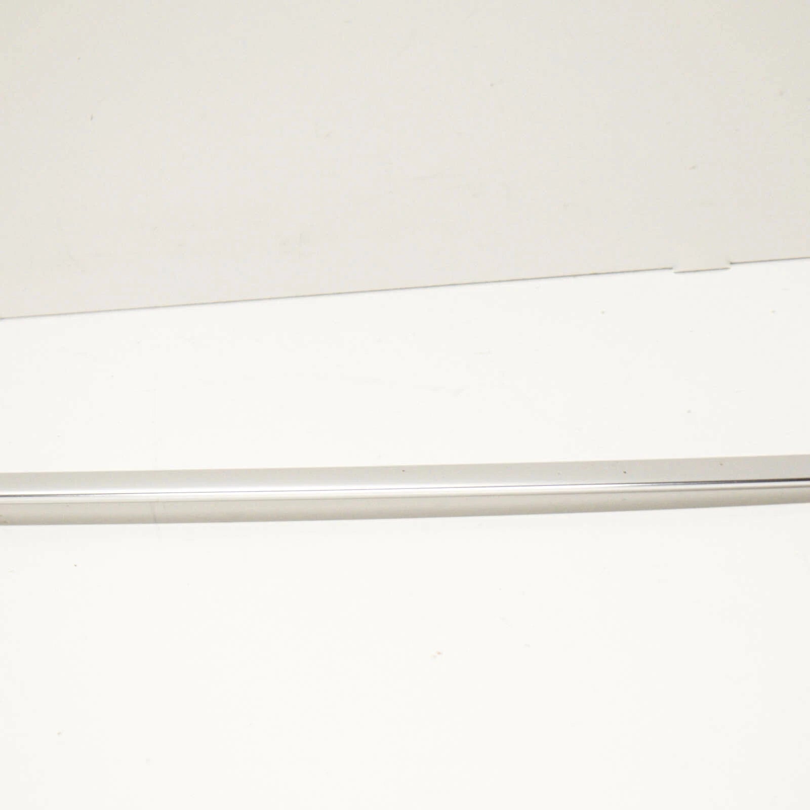 NEW AUDI A3 8V FRONT RIGHT CHROME DOOR REVEAL MOULDING 8V58376442ZZ