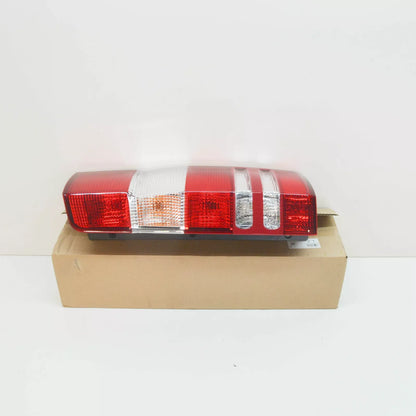 NEW MERCEDES-BENZ SPRINTER 906 REAR RIGHT TAIL LAMP A9068200264