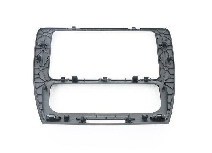 NEW VOLKSWAGEN JETTA A6 INSTRUMENT PANEL CENTRE TRIM 5C6858069A1QB ORIGINAL