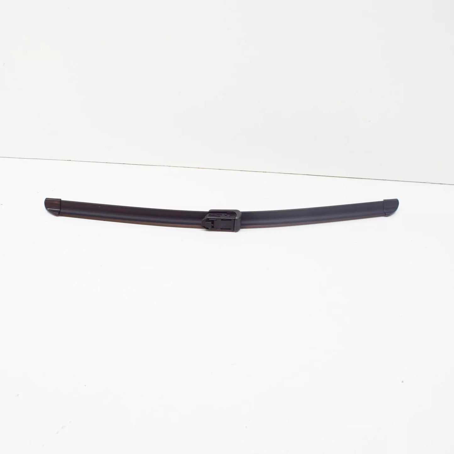 NEW VW EOS 1F7 FRONT WIPER BLADE SET 1Q1998002 LHD