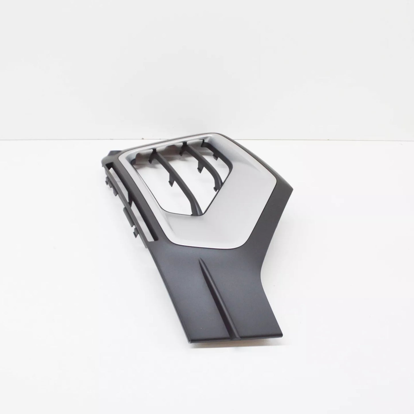 NEW AUDI Q2 FRONT BUMPER RIGHT GRILLE 81A807672E3FZ ORIGINAL