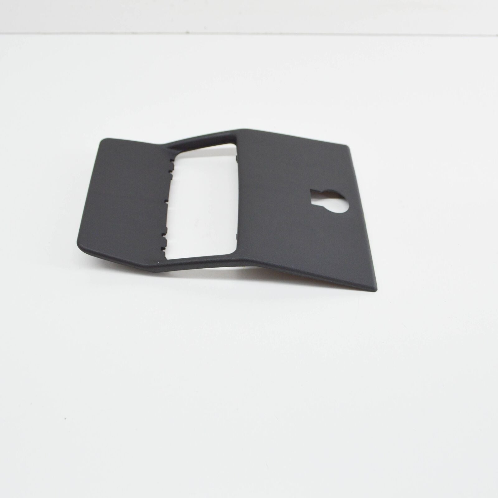 NEW MERCEDES-BENZ G W463 REAR ODDMENTS TRAY COVER A46368010089116 ORIGINAL