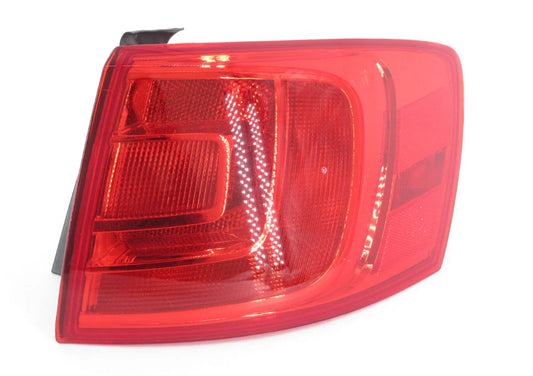 NEW VW JETTA A6 REAR RIGHT OUTER TAILLIGHT 5C6945096D