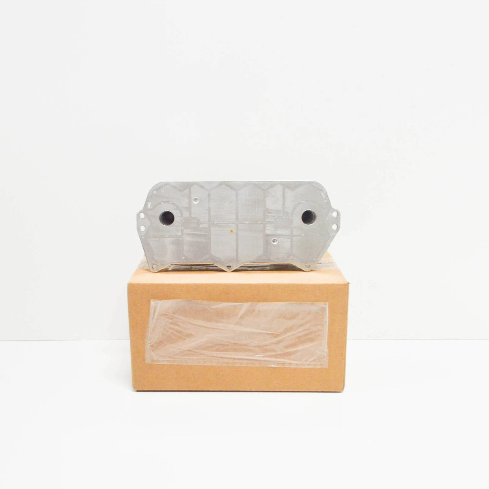 NEW AUDI A7 RS7 4G8 ENGINE OIL COOLER 079117015N ORIGINAL