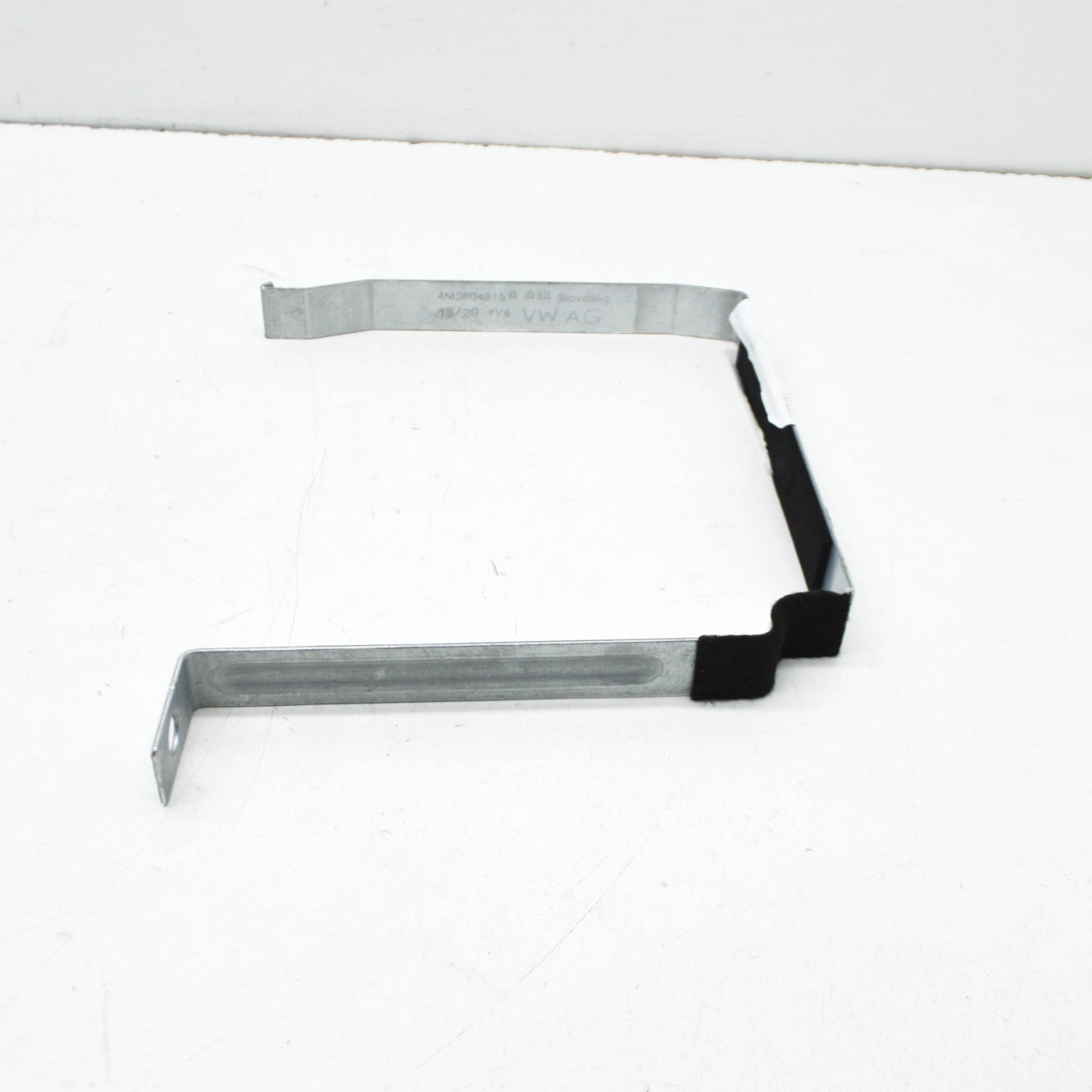 NEW AUDI Q7 4M BATTERY HOLDING STRAP 4M0804815B ORIGINAL