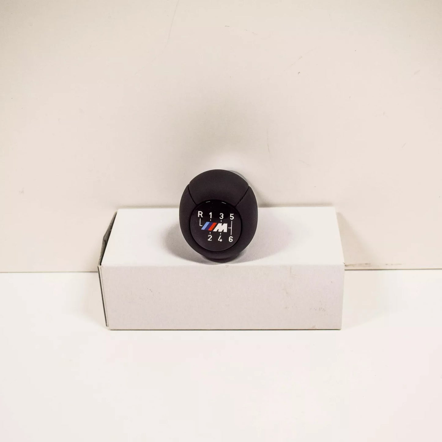NEW BMW E46 E60 E61 E63 M SPORT 6-SPEED SHIFT GEAR KNOB 25117896886 7896886
