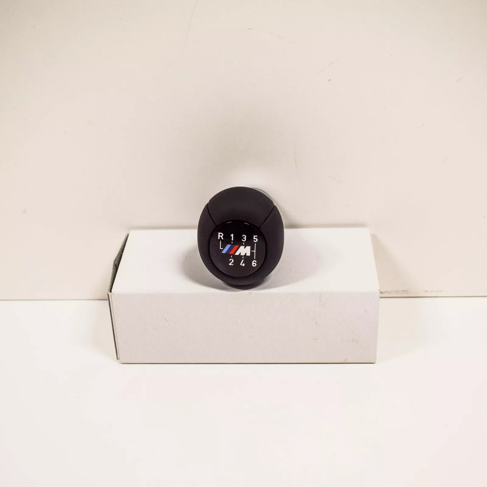 NEW BMW E46 E60 E61 E63 M SPORT 6-SPEED SHIFT GEAR KNOB 25117896886 7896886