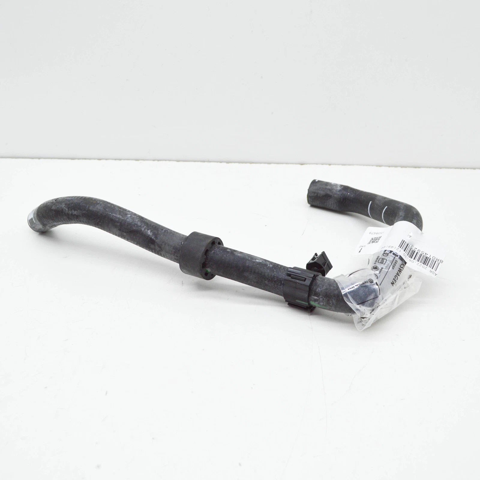 NEW AUDI Q5 8R RIGHT COOLANT WATER RADIATOR HOSE 8R0145923A ORIGINAL