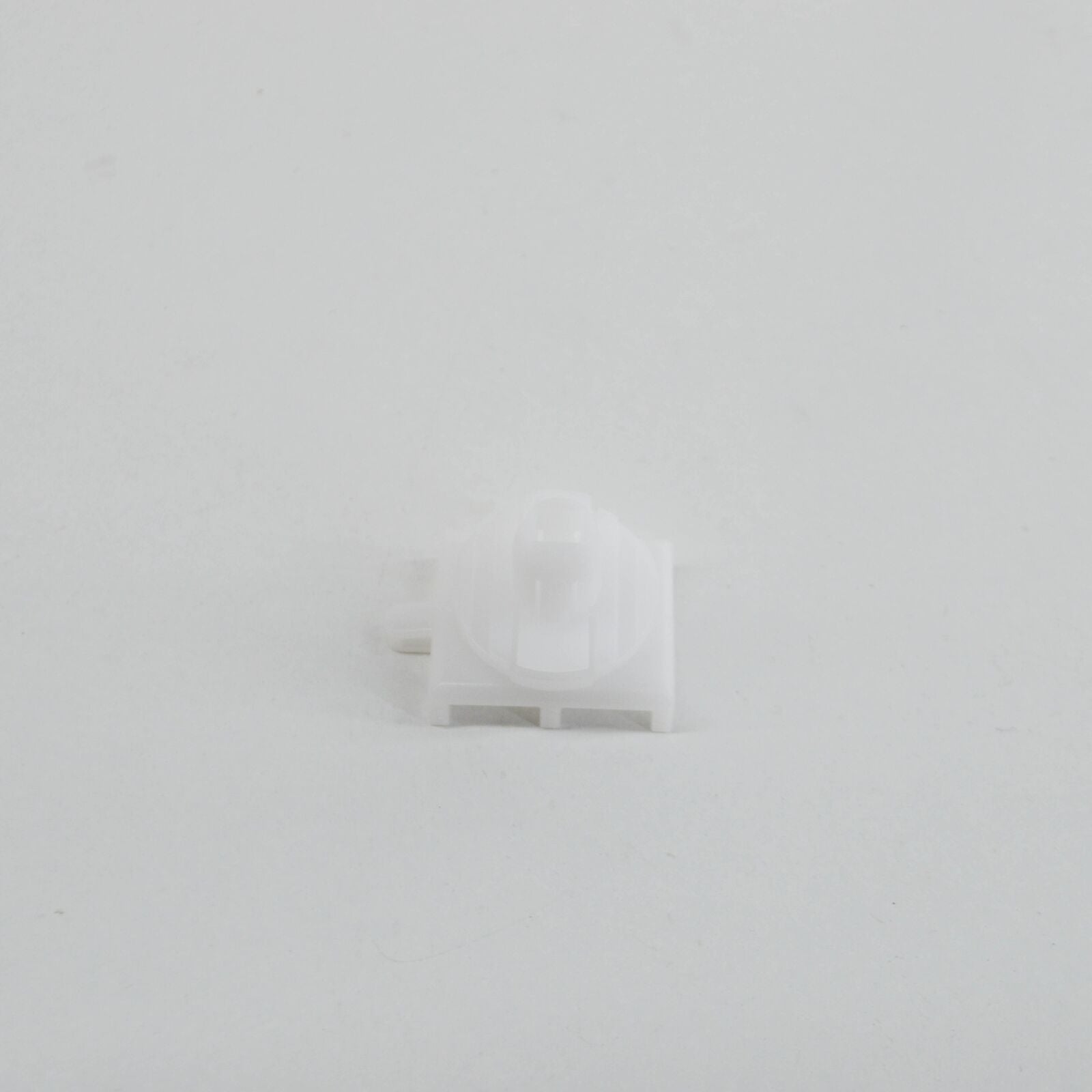 new ford transit mk4 side moulding retaining clip 2409573 bk31-48049-aa original