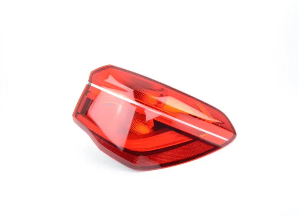 new bmw x1 f48 rear right taillight 63217488548 7488548 original