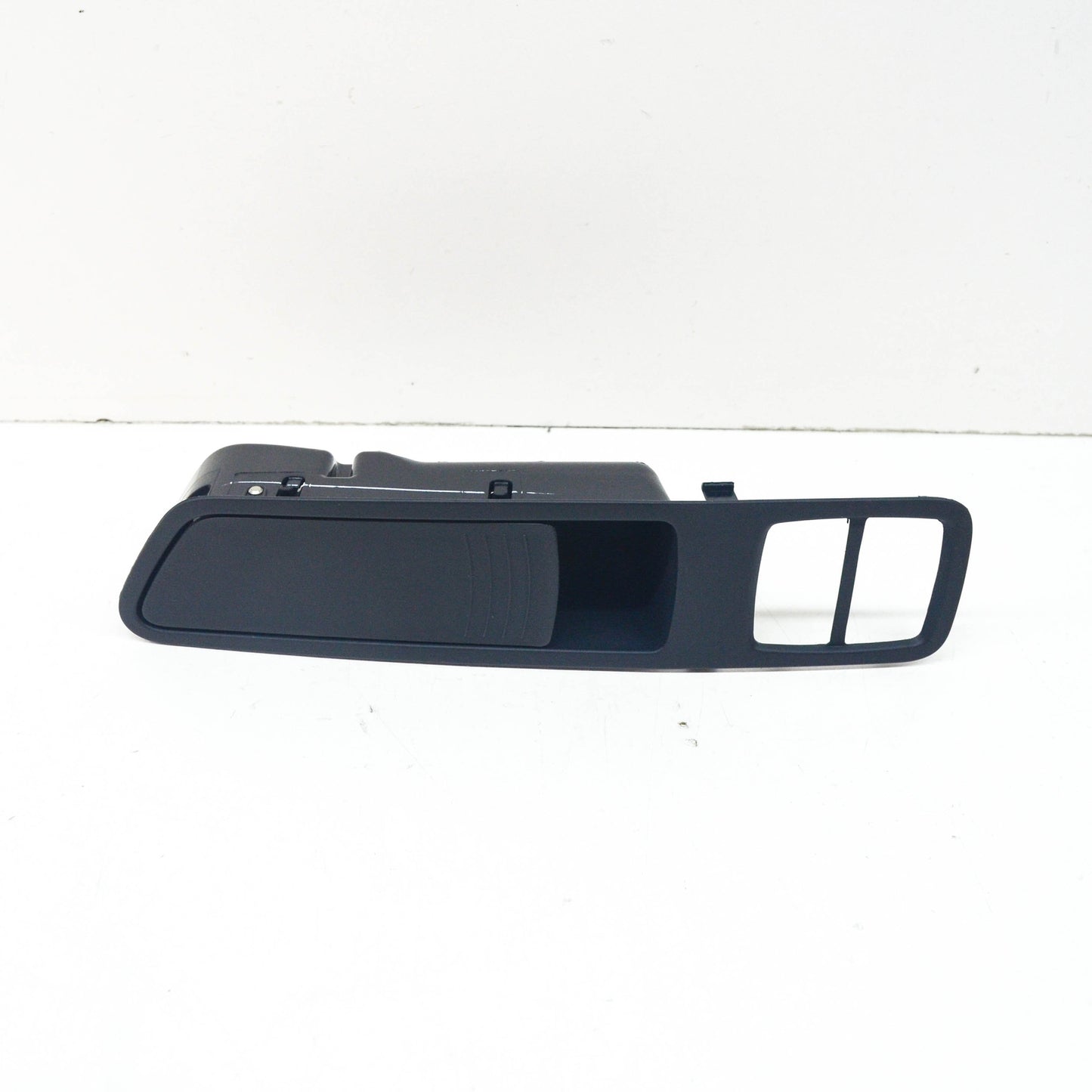NEW AUDI Q5 80A REAR LUGGAGE COMPARTMENT SWITCH BEZEL TRIM 80A8672554PK ORIGINAL