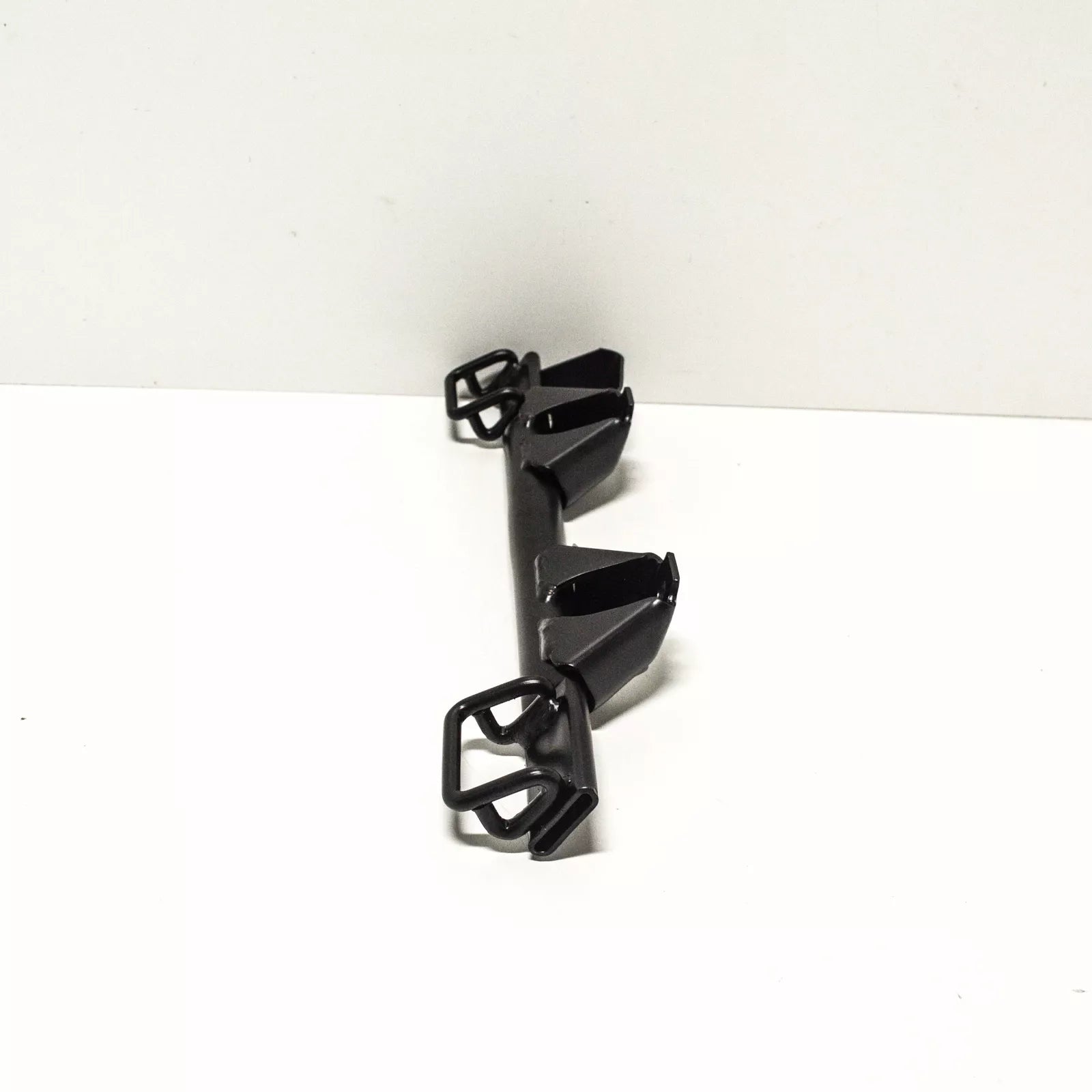 NEW AUDI A4 B6 REAR LEFT SIDE SEAT LATCH 8E0813545A