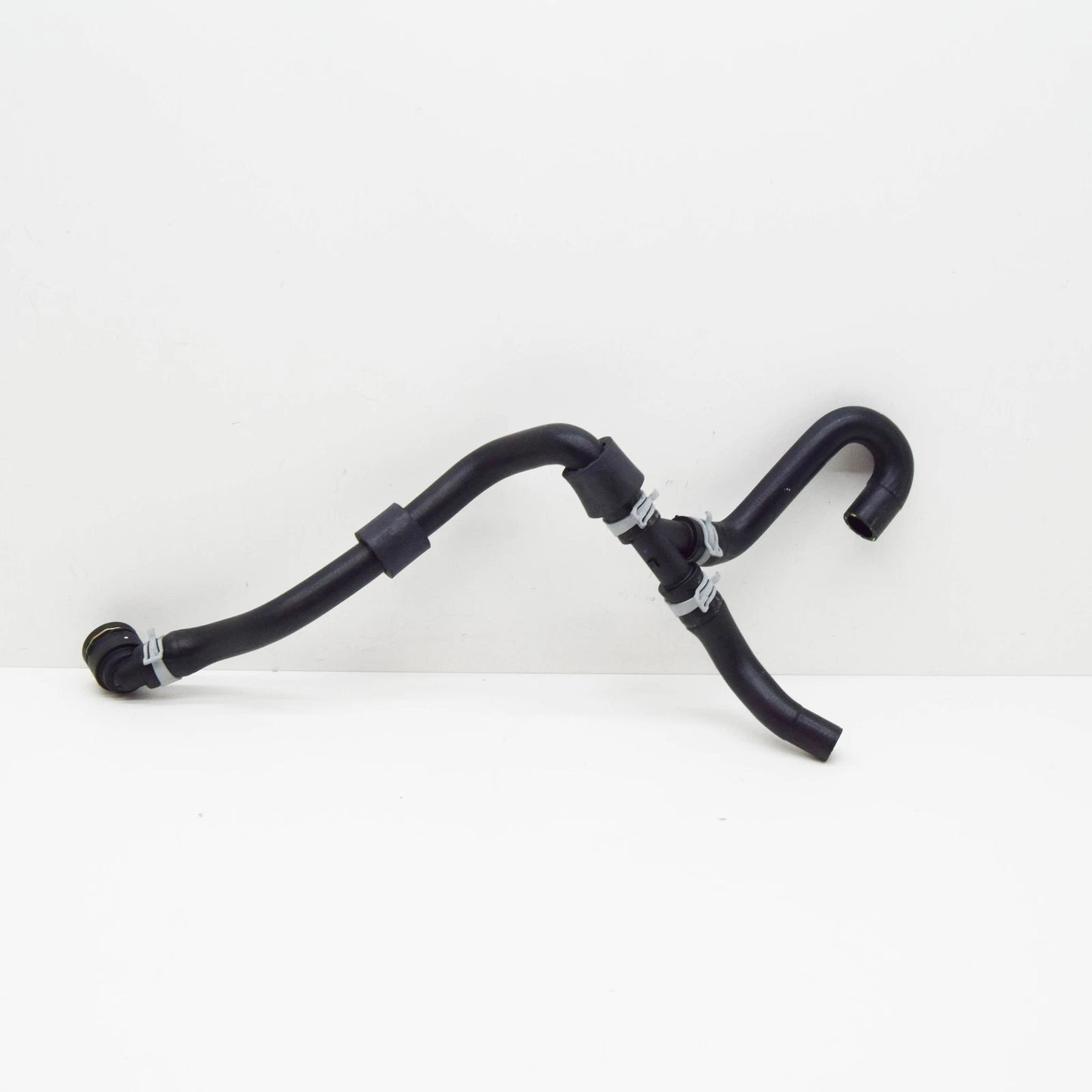 NEW VW GOLF CD MK8 COOLANT HOSE WITH QUICK RELEASE COUPLING 5Q0122051ER ORIGINAL