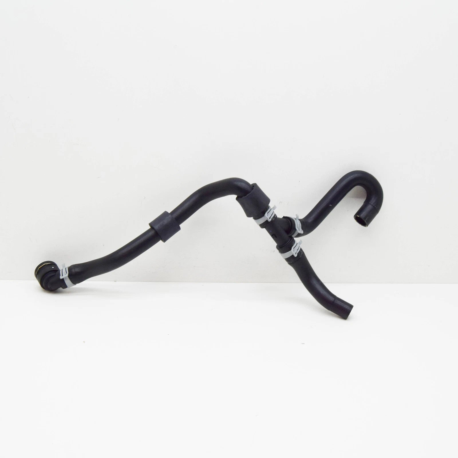 NEW VW GOLF CD MK8 COOLANT HOSE WITH QUICK RELEASE COUPLING 5Q0122051ER ORIGINAL