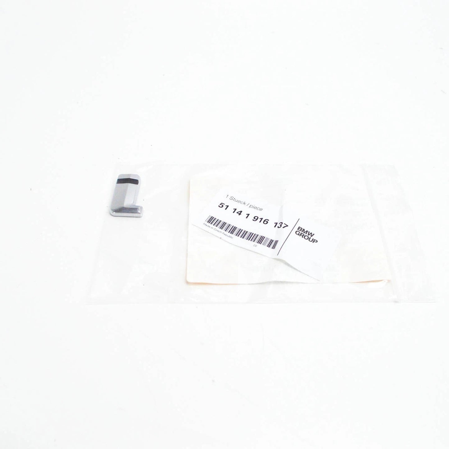 NEW BMW 3 E30 REAR TAILGATE BOOT LID EMBLEM BADGE 51141916137 ORIGINAL