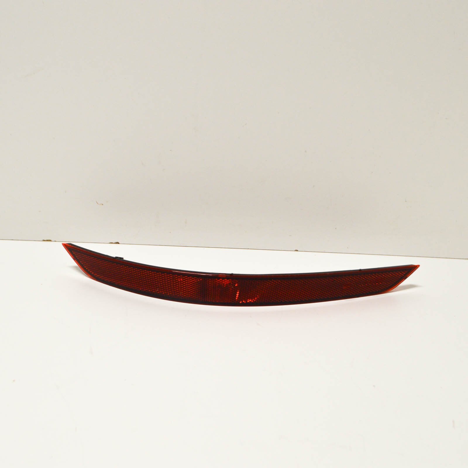 NEW VOLKSWAGEN SHARAN 7N REAR BUMPER RIGHT REFLECTOR 7N0945106B ORIGINAL