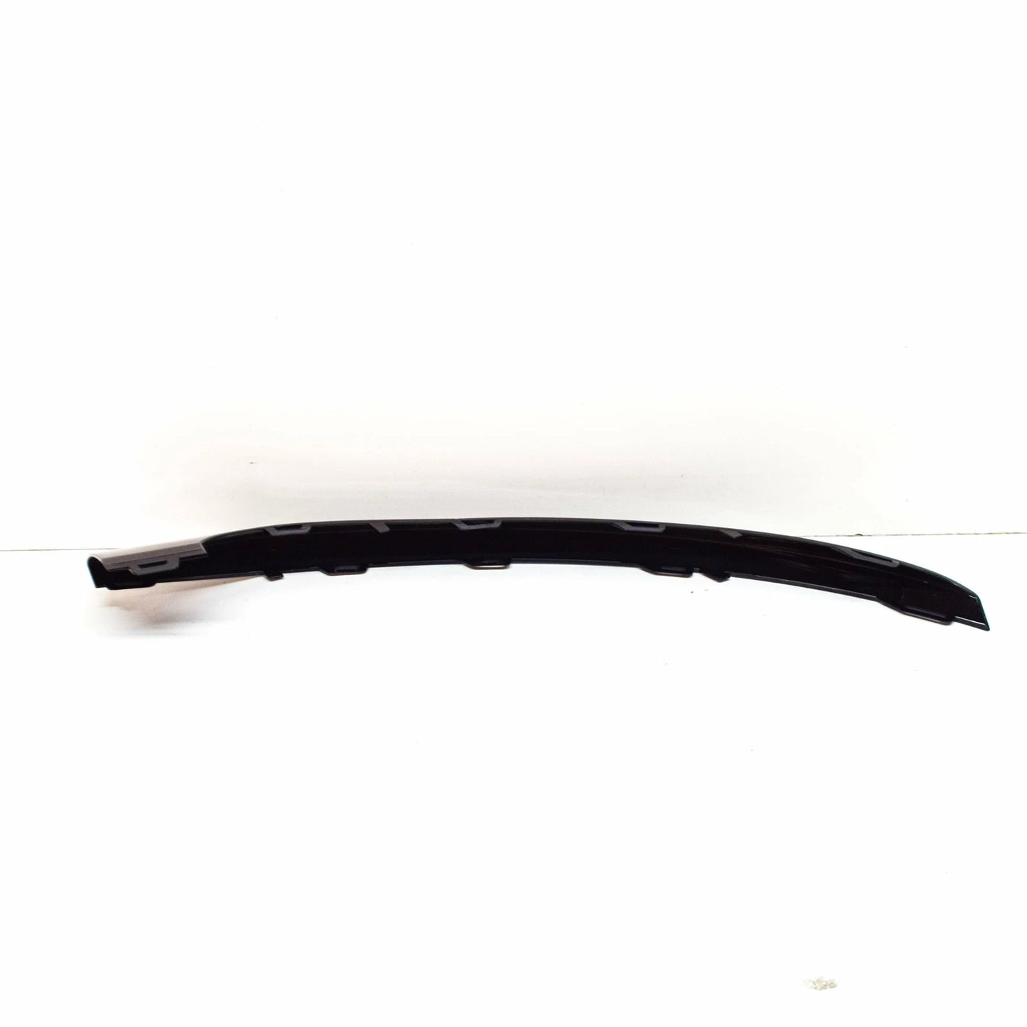 NEW MB CLS C218 AMG FRONT RIGHT LOWER BUMPER MOLDING A2188853200 ORIGINAL