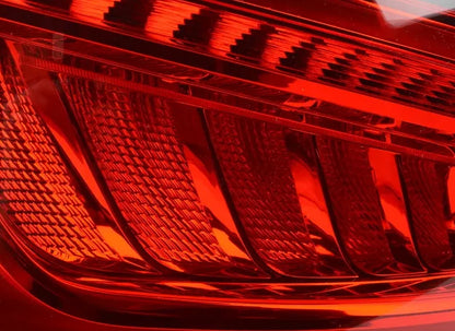 NEW AUDI Q5 8R REAR LEFT UPPER TAILLIGHT 8R0945093D ORIGINAL