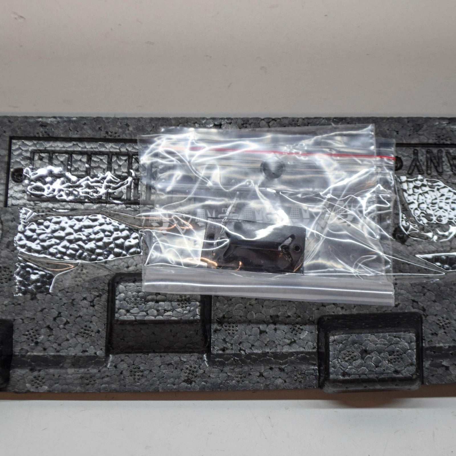 NEW AUDI TT RS MK2 FRONT BUMPER FOAM FILLER PIECE CENTER 8S0807959 ORIGINAL