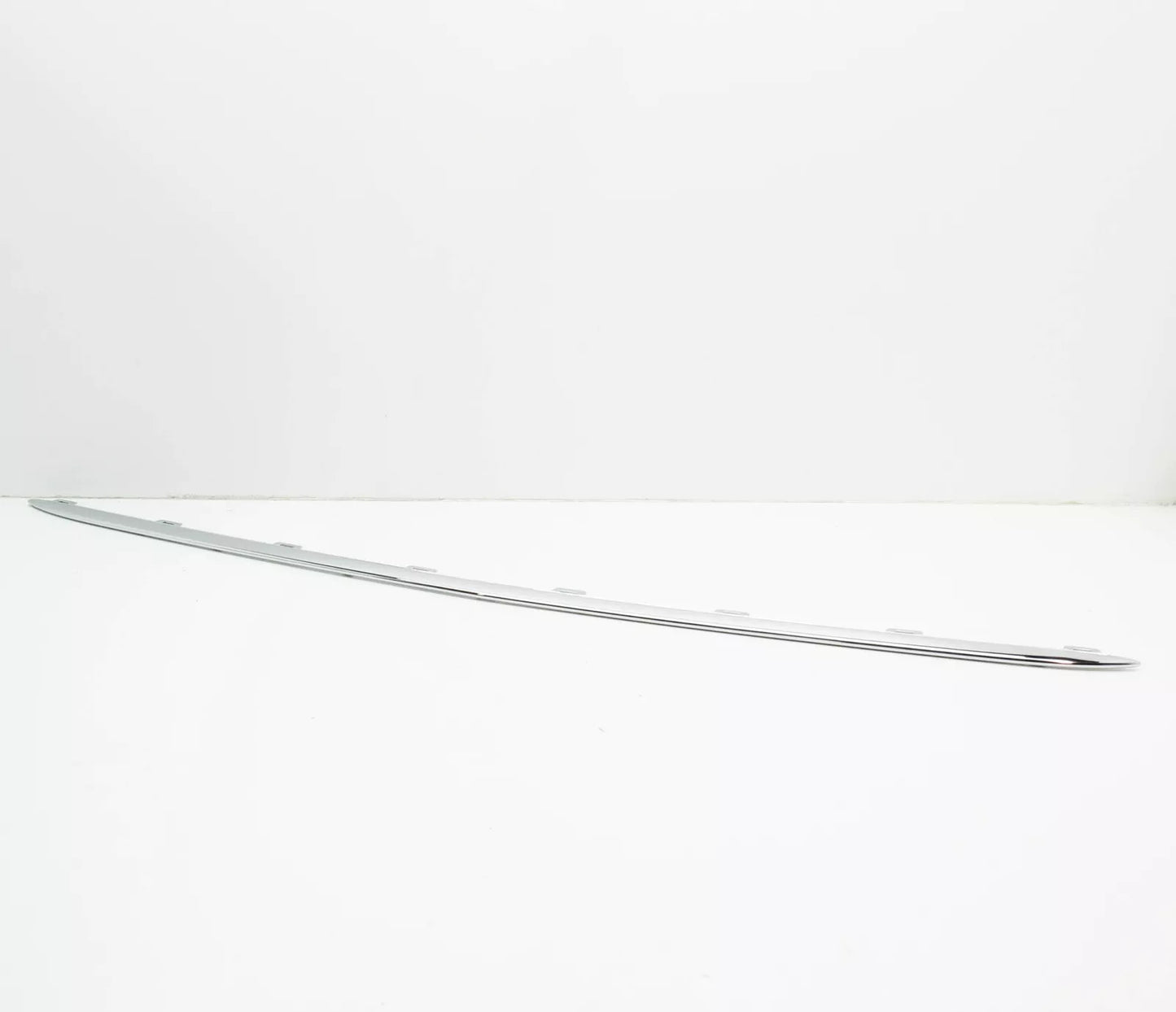 NEW MERCEDES-BENZ S W223 FRONT BUMPER CENTER LOWER MOLDING A2238853900 ORIGINAL