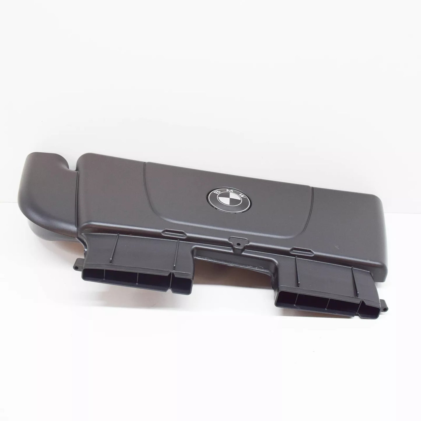 NEW BMW 3 E90 AIR INTAKE DUCT COVER 13717790605 7790605 ORIGINAL