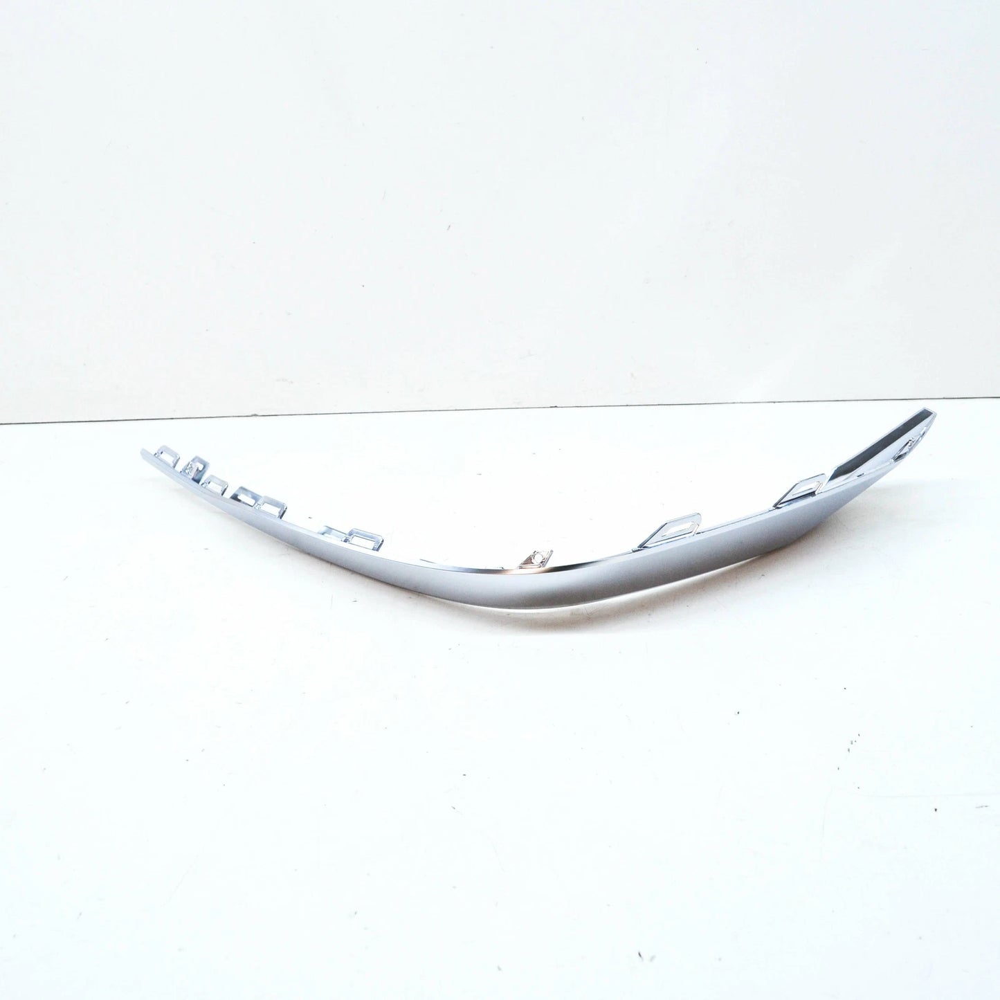 NEW AUDI A4 B9 REAR RIGHT BUMPER LOWER MOLDING 8W08535563Q7