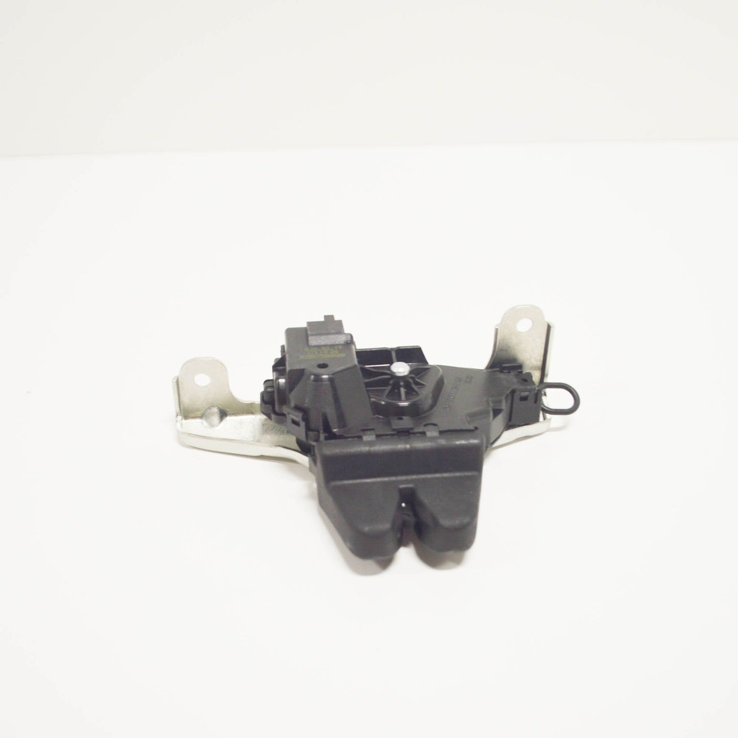 NEW MERCEDES BENZ E C238 REAR TAILGATE BOOT LID LOCK A2057500600 ORIGINAL