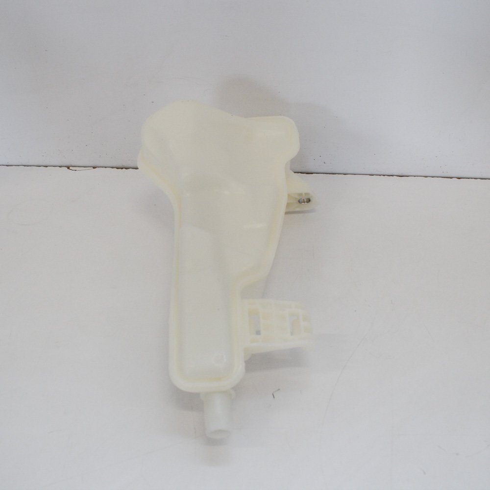 NEW AUDI A3 8V WINDSCREEN WASHER TANK UPPER RESERVOIR 5Q0955453AK ORIGINAL