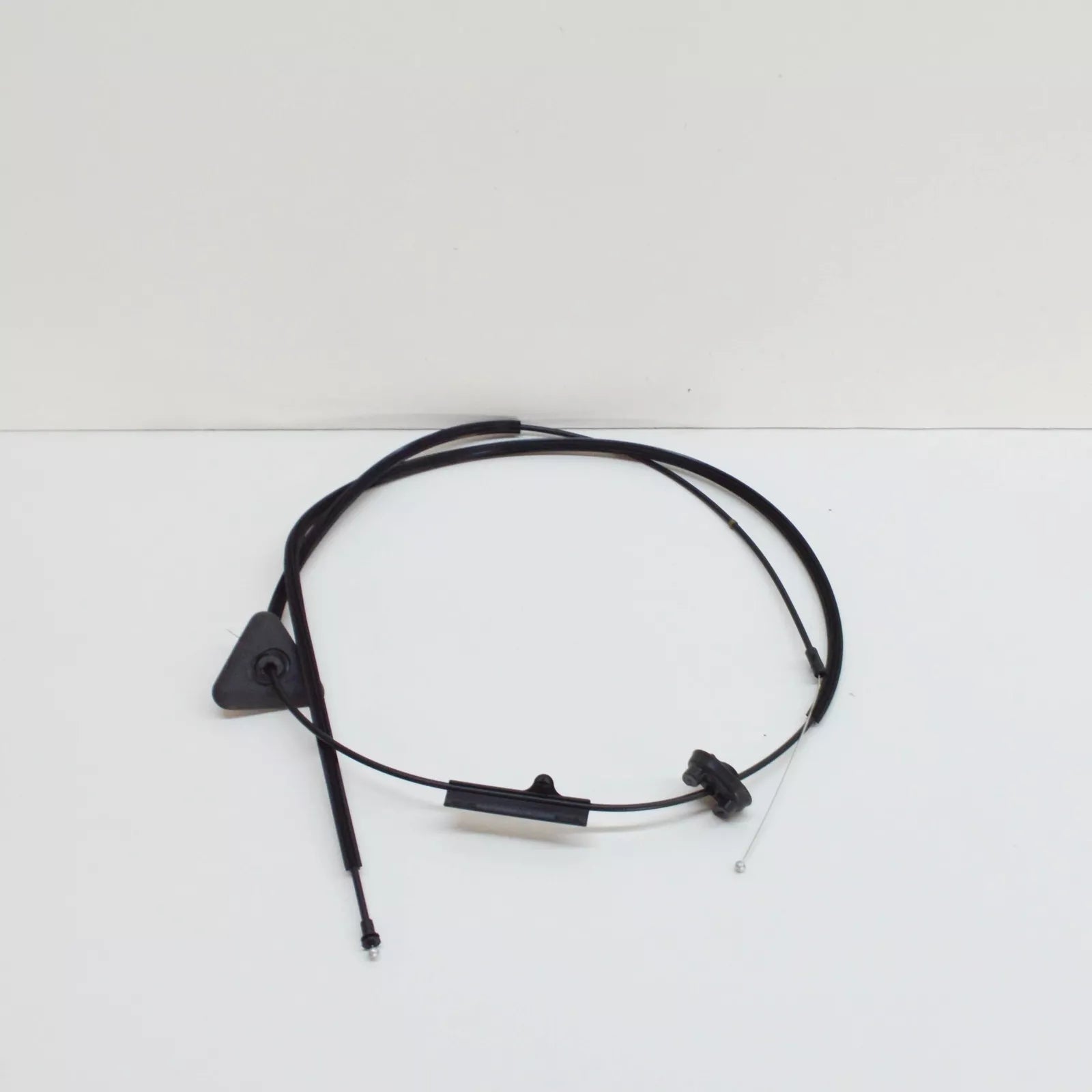 NEW AUDI TT 8J REAR DECK LID RELEASE CABLE 8J7880701A ORIGINAL