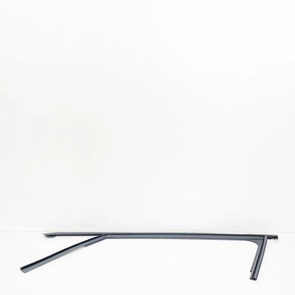 NEW MERCEDES-BENZ A W176 FRONT LEFT DOOR WINDOW GUIDE RAIL A1767251100 ORIGINAL