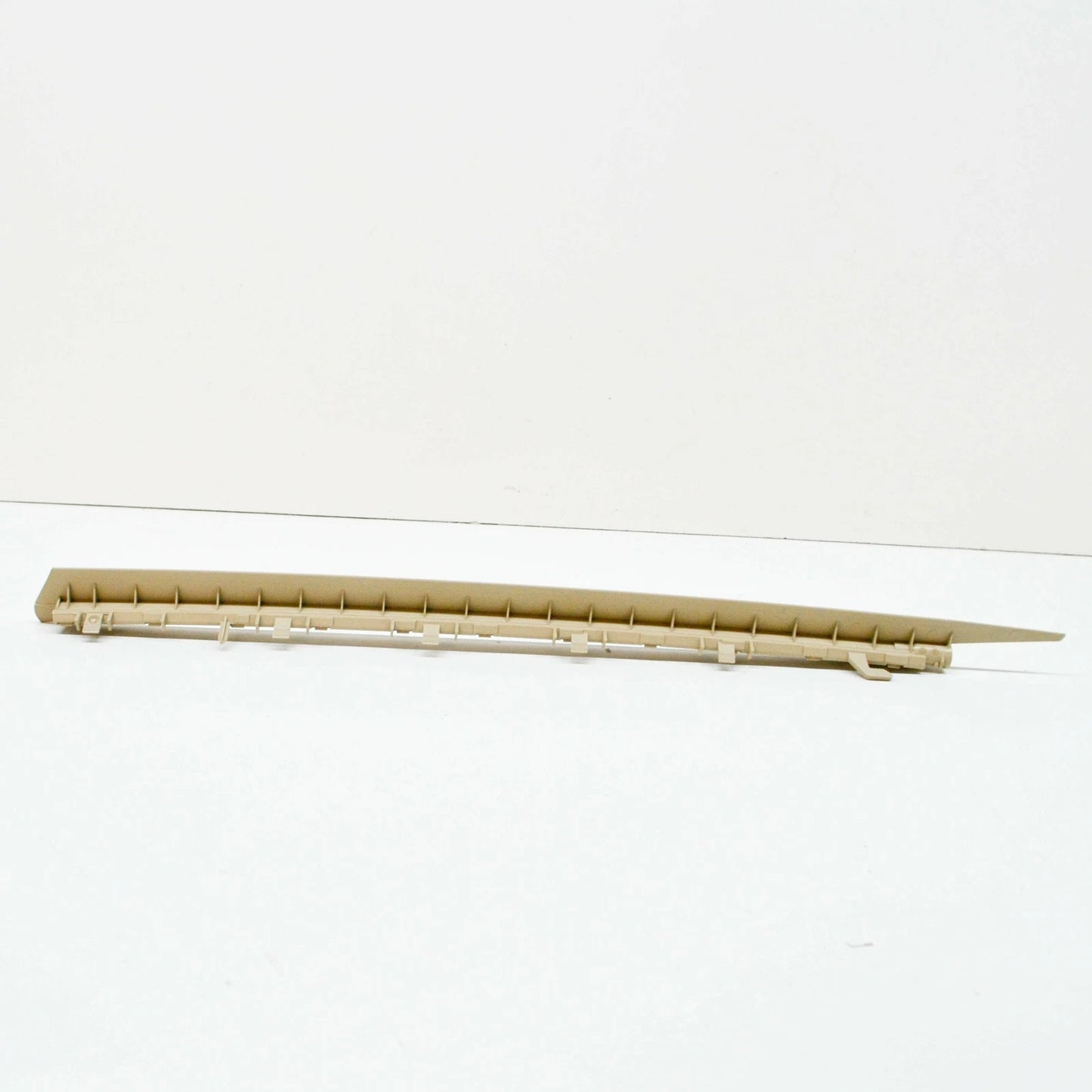 NEW MB E W212 REAR LEFT DOOR BLIND GUIDE RAIL TRIM A21281509278R73 ORIGINAL