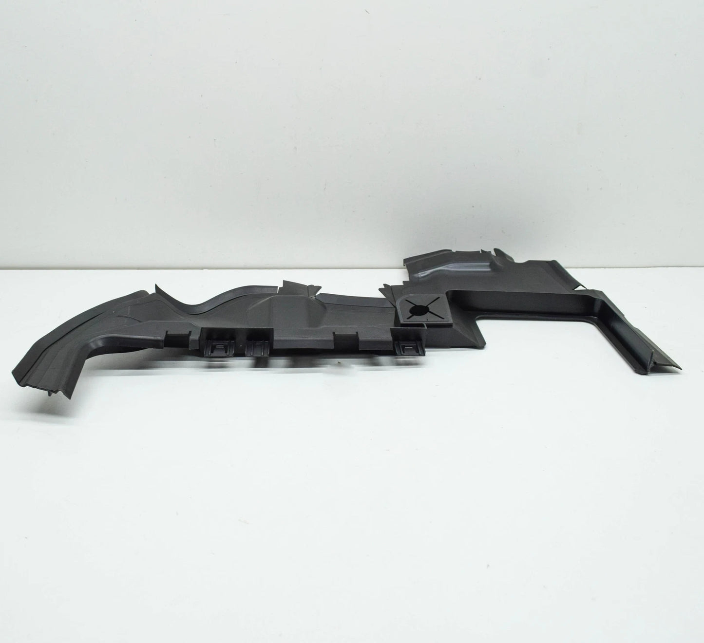 NEW AUDI A7 SPORTBACK 4G8 LEFT RADIATOR AIR GUIDE 4G8121283Q ORIGINAL