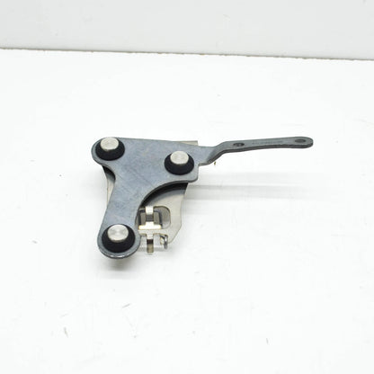 NEW BMW 5 G30 THERMOSTAT HOLDER BRACKET 17228624268 ORIGINAL