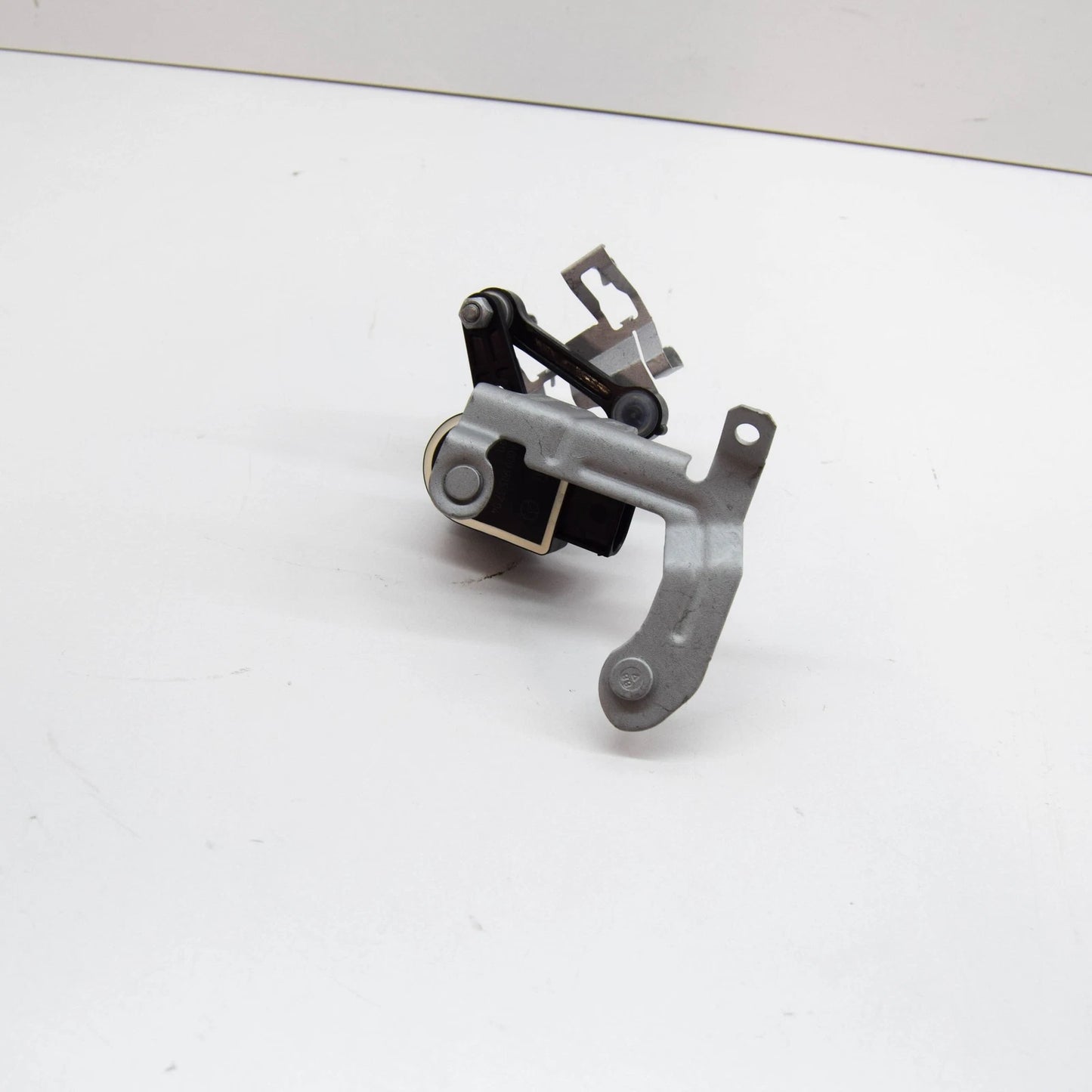 NEW MERCEDES-BENZ E W213 REAR LEFT HEIGHT LEVEL SENSOR A2139056707 ORIGINAL