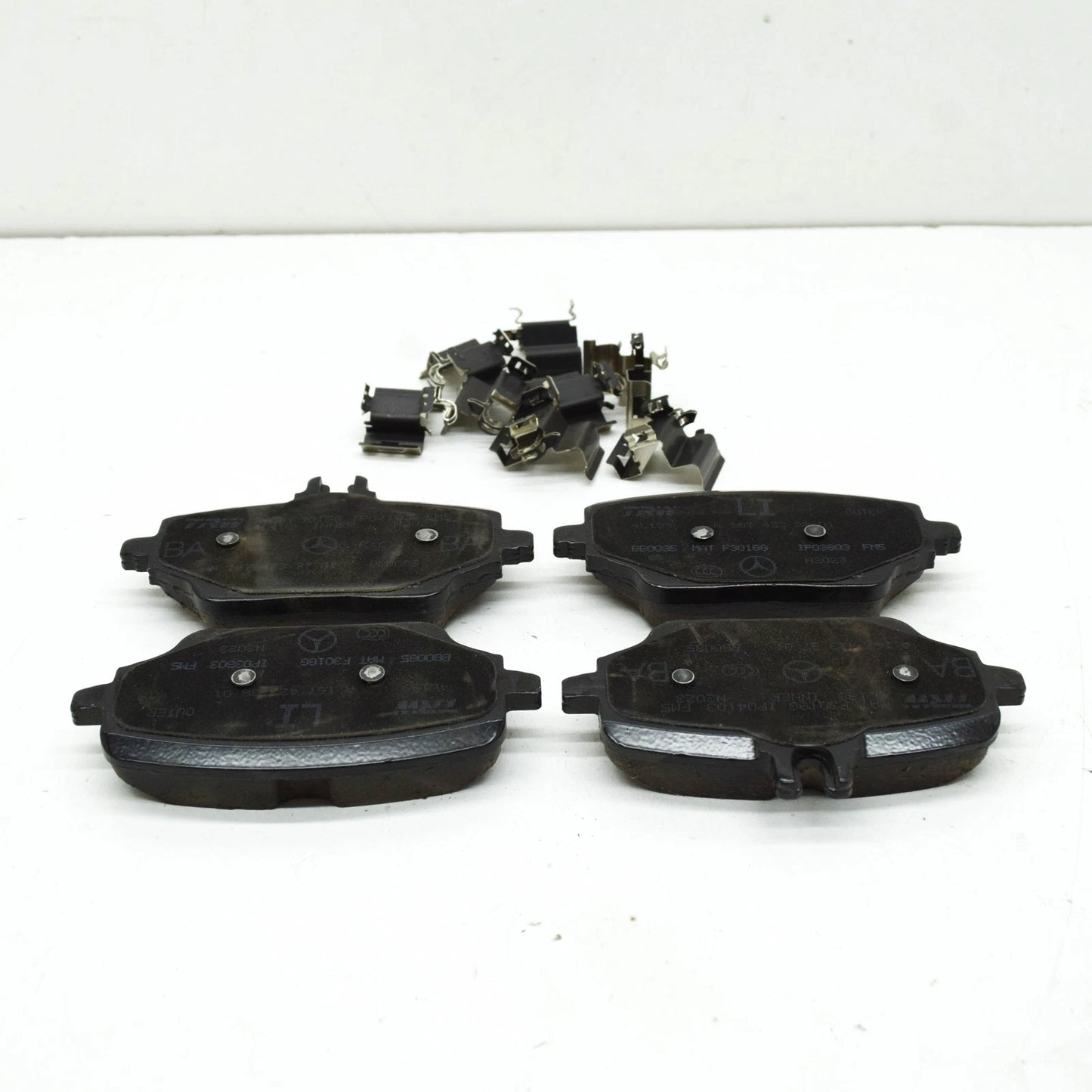 NEW MERCEDES-BENZ GLE W167 REAR BRAKE PADS SET A0004207203 ORIGINAL