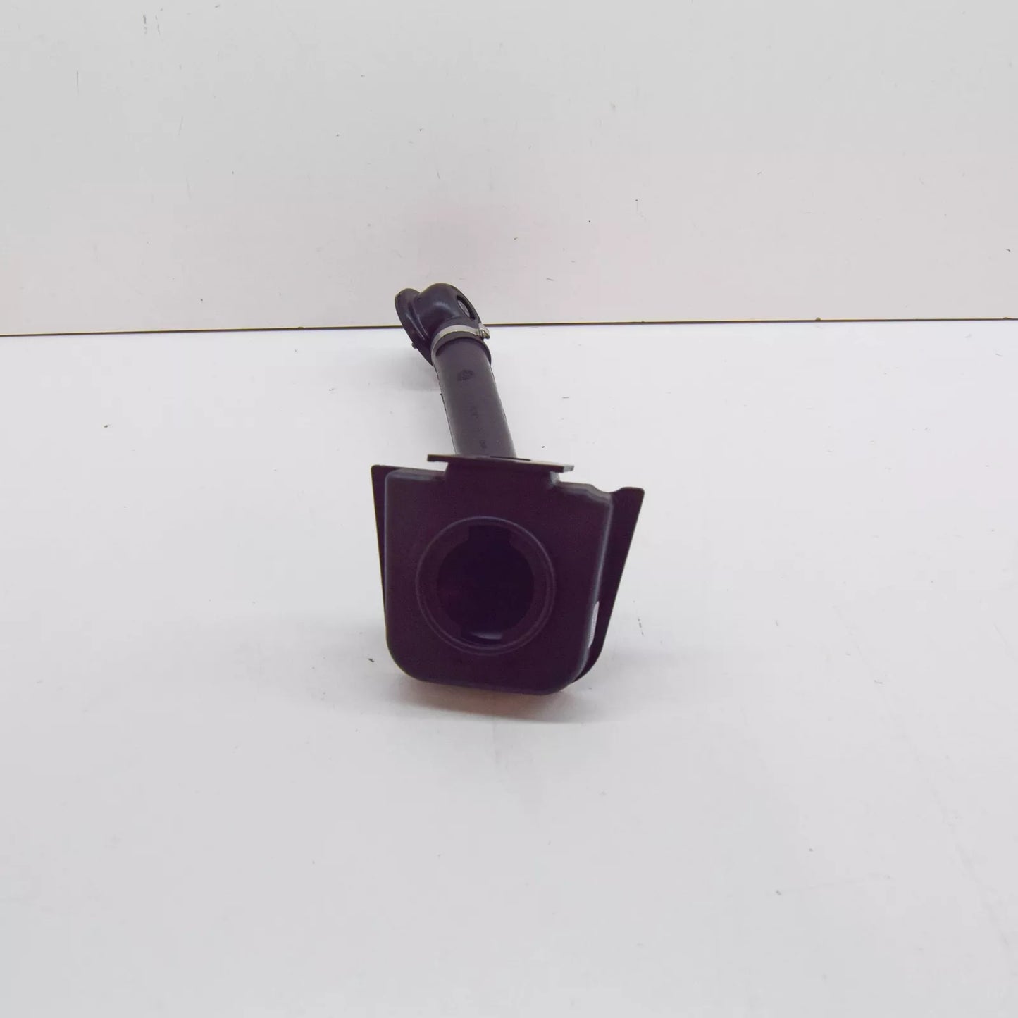 NEW MERCEDES-BENZ VITO W639 OIL FILLER NECK PIPE A6510100069 ORIGINAL