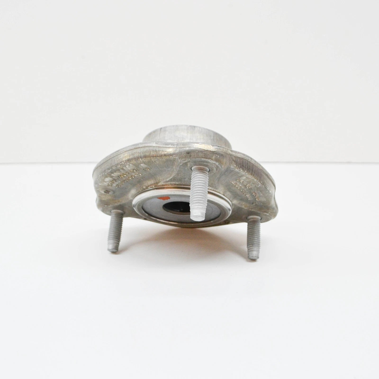 NEW MERCEDES-BENZ C W205 FRONT COIL SPRING SUPPORT BUSHING A2053230220 ORIGINAL