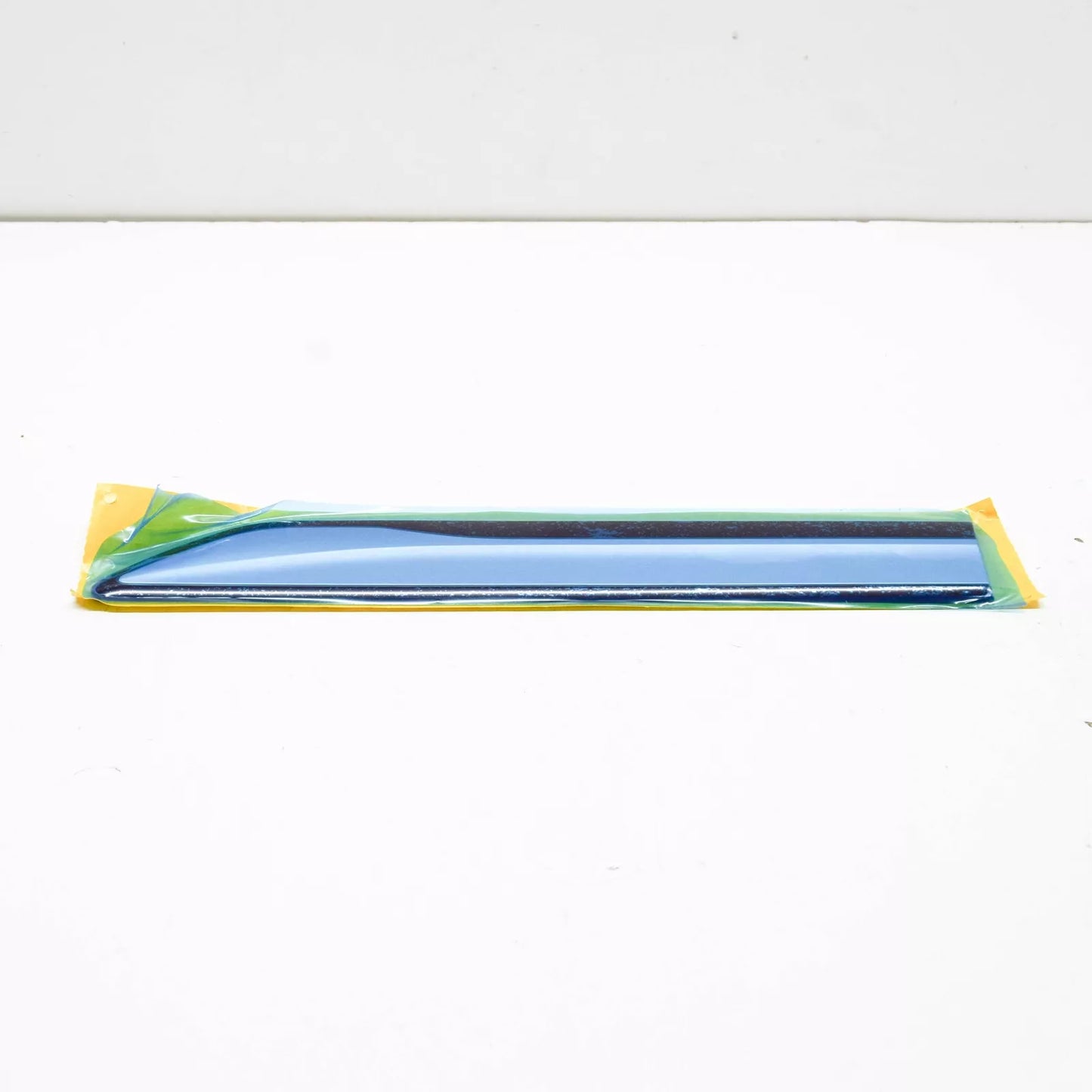 NEW VOLKSWAGEN ID.4 E21 FRONT LEFT WING BADGE LOGO 11A853689EXJW ORIGINAL