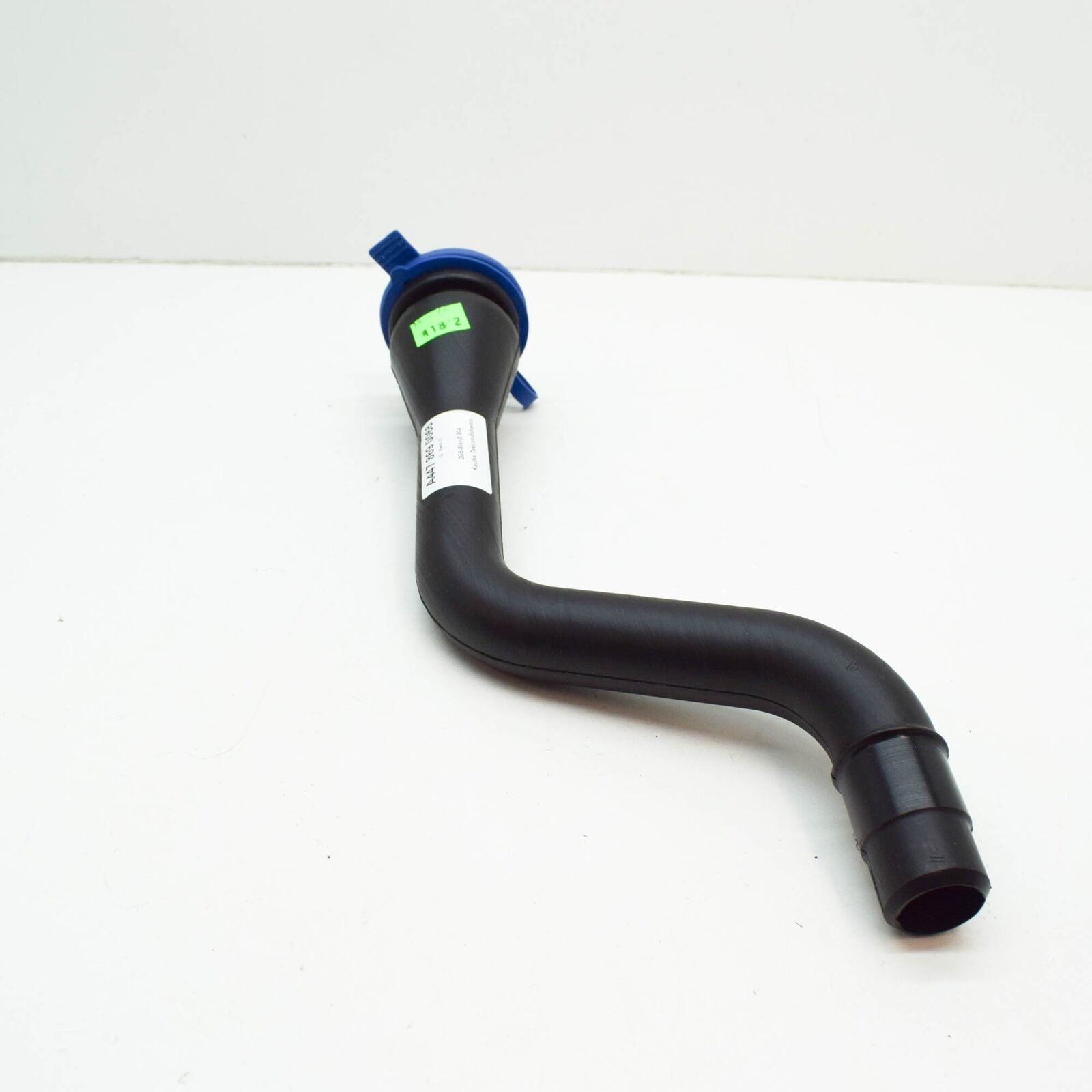 NEW MERCEDES-BENZ VITO W447 WATER TANK FILLER NECK A4478690066 ORIGINAL