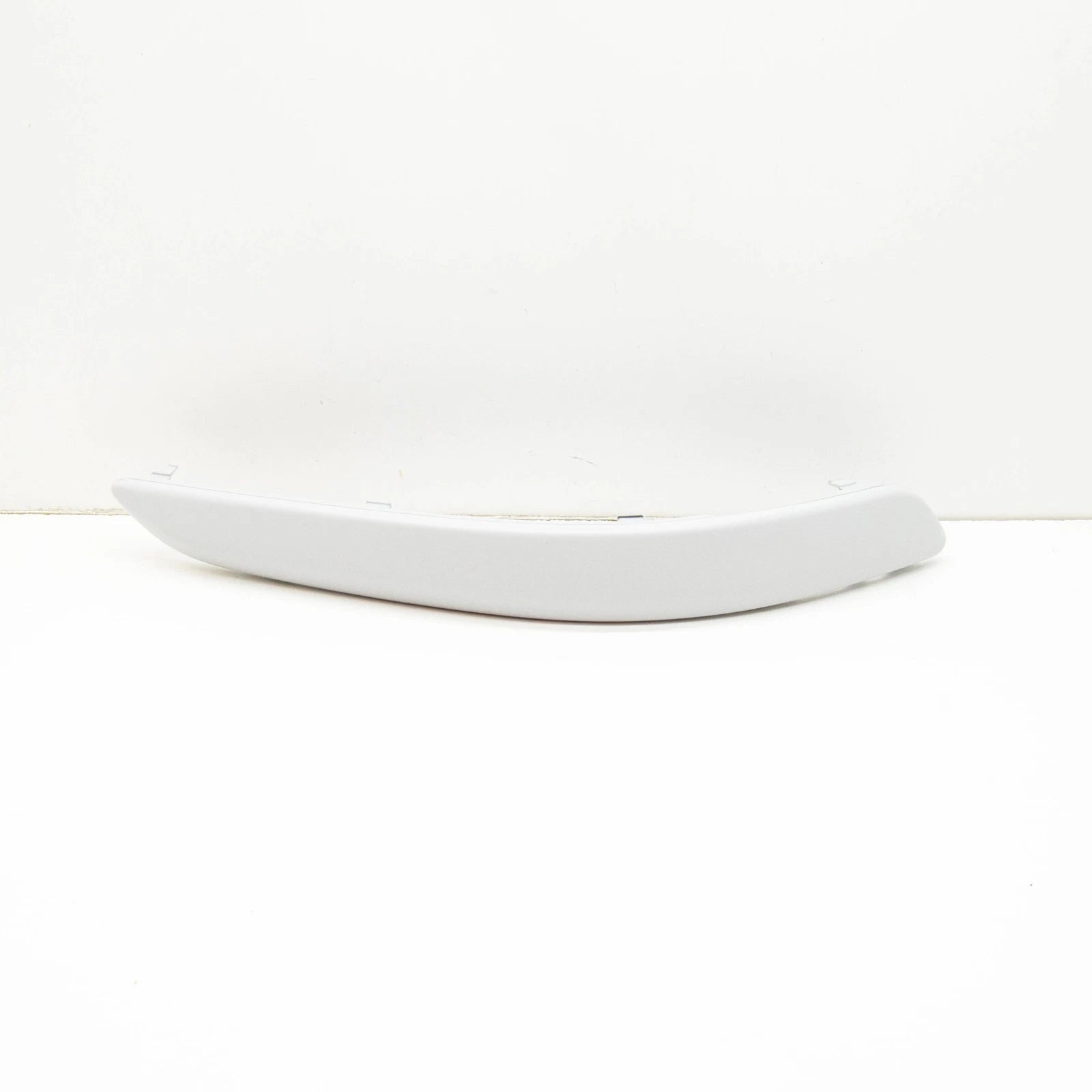 NEW VW TOURAN 1T1 FRONT BUMPER RIGHT PROTECTIVE STRIP 1T0807718BGRU ORIGINAL