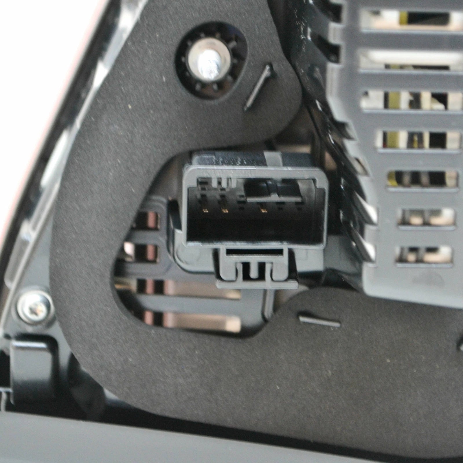 NEW VOLKSWAGEN TOURAN 5T REAR LEFT LED INNER TAILGATE LIGHT 5TA945307B ORIGINAL