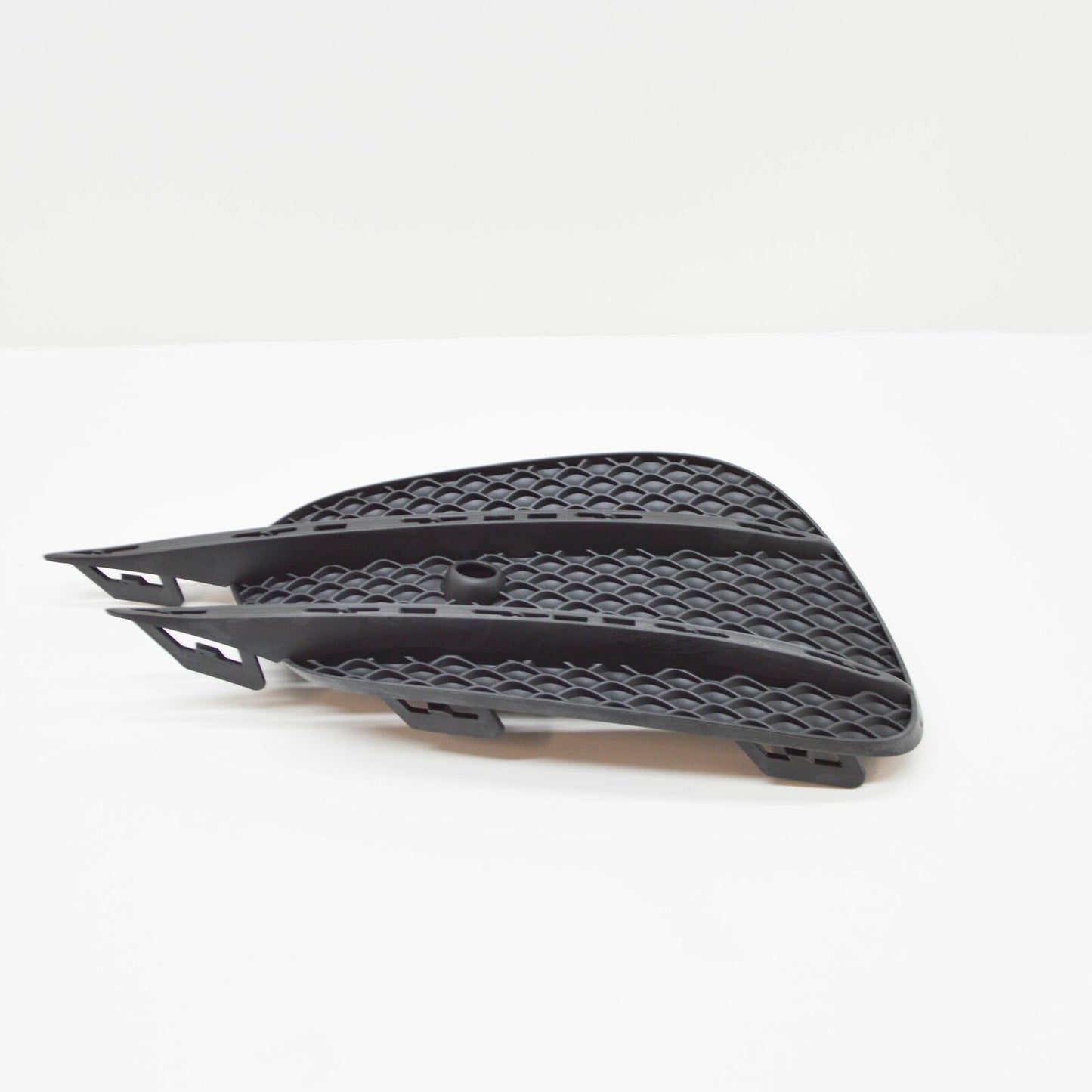 NEW MB E W213 AMG FRONT LEFT BUMPER LOWER GRILLE COVER A2138858101 ORIGINAL