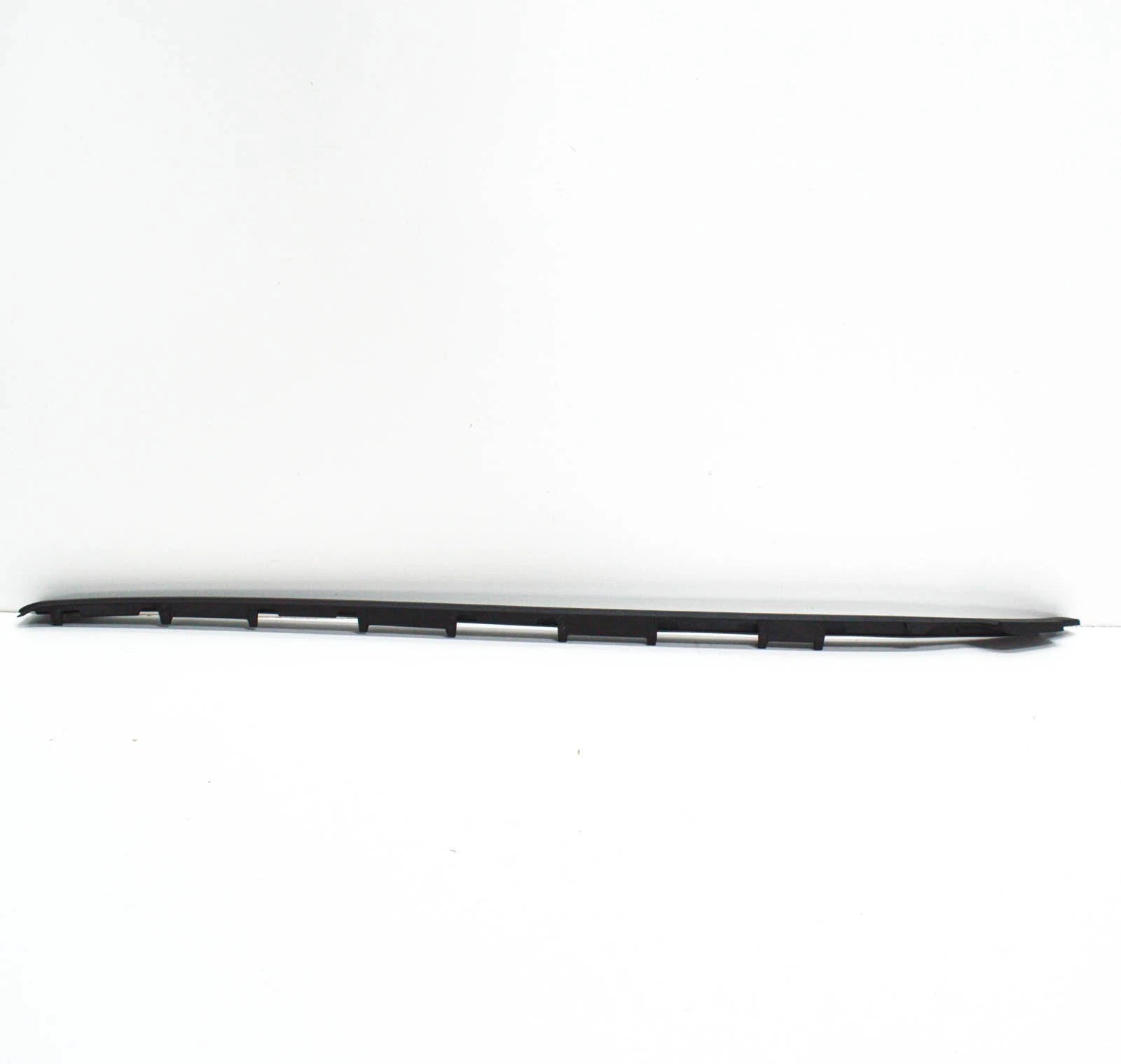 NEW BMW 4 COUPE F32 F82 FRONT WINDSHIELD RIGHT VERTICAL TRIM 51317285928